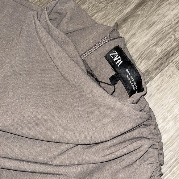 Zara - Picture 6 of 12